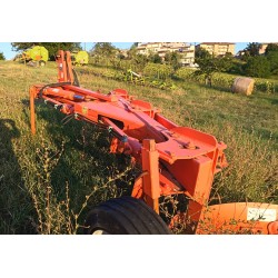 ARATRO TRIVOMERE CMA TP 04 FV