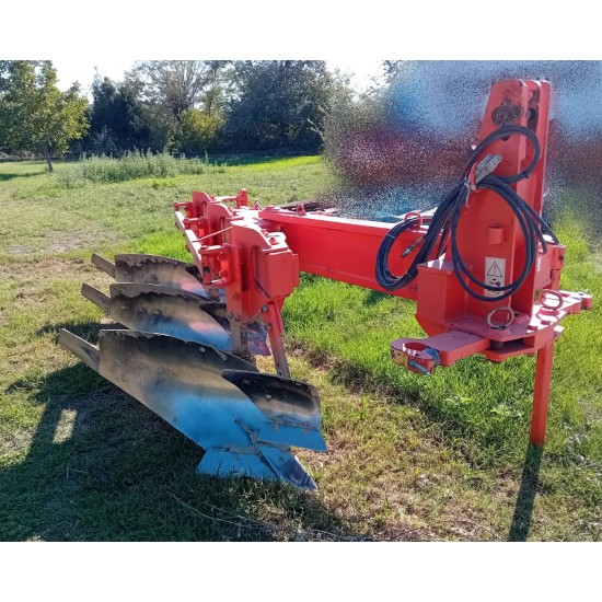 ARATRO TRIVOMERE CMA TP 04 FV