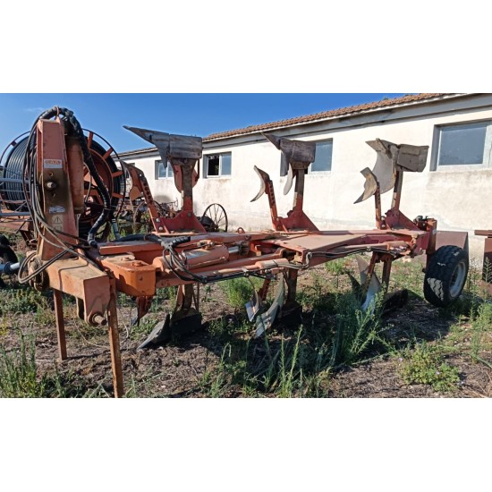 ARATRO TRIVOMERE CMA QPV 05 FV