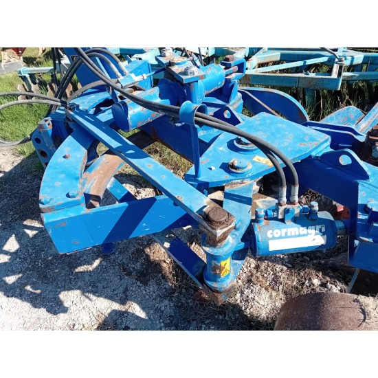 ARATRO TRIVOMERE CORMA TPFZ 140HH