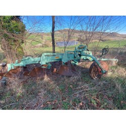 ARATRO TRIVOMERE CORMA T160 HHH - DESTRO - TRAINATO