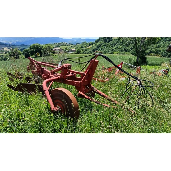 ARATRO TRIVOMERE GHERARDI  - TRAINATO