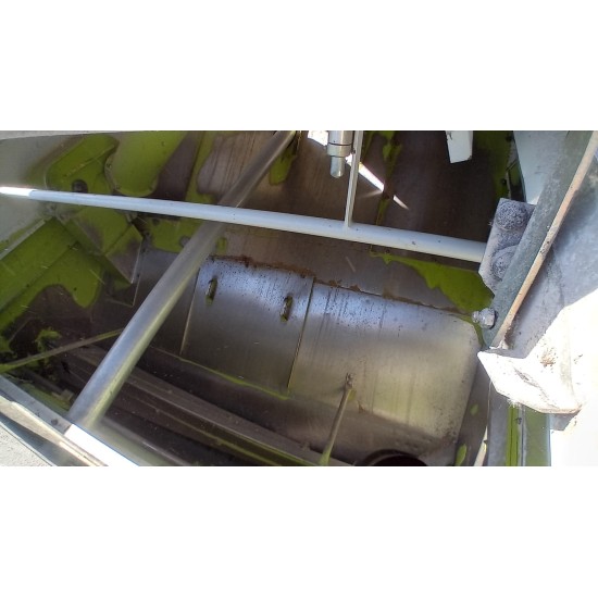 MIETITREBBIA CLAAS MEGA 204