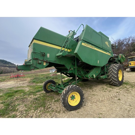 MIETITREBBIA JOHN DEERE 1450 CWS