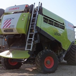 MIETITREBBIA CLAAS LEXION 760 MONTANA