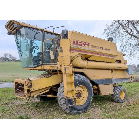 MIETITREBBIA NEW HOLLAND TF 44 - FISSA