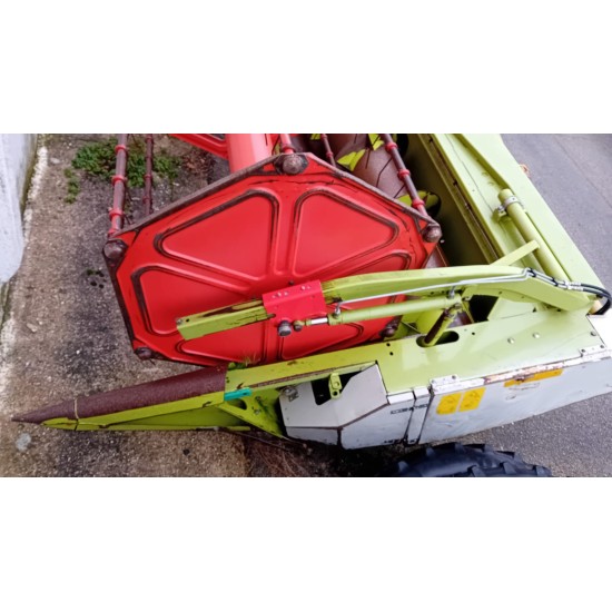 MIETITREBBIA CLAAS MEDION 330 H - 4WD
