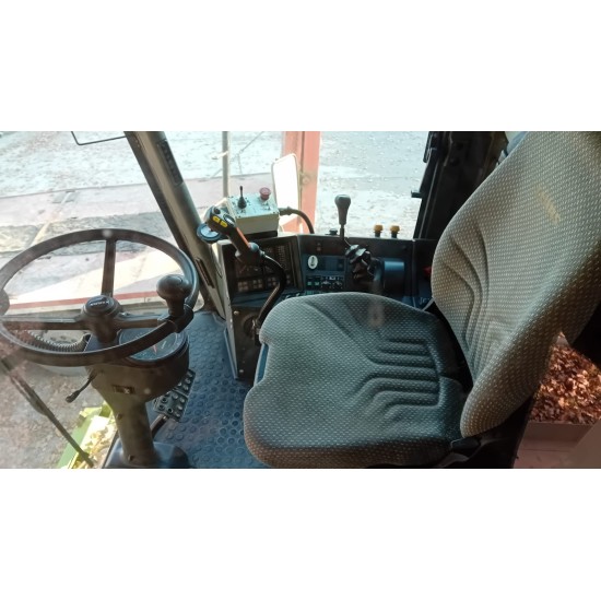 MIETITREBBIA CLAAS MEDION 330 H - 4WD