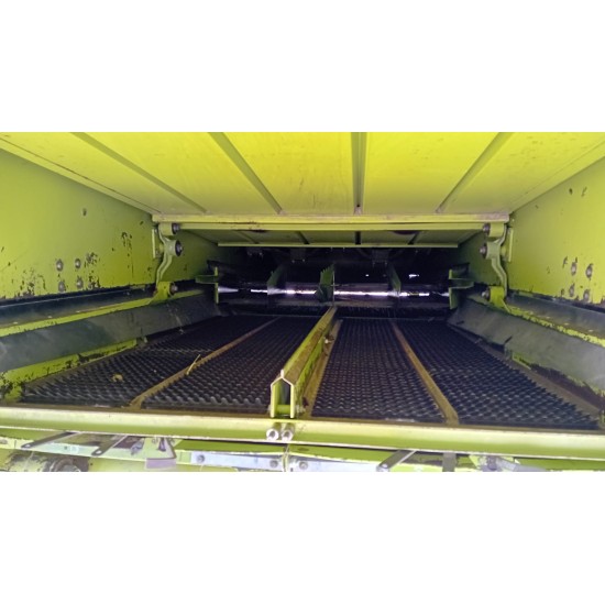 MIETITREBBIA CLAAS MEGA 204