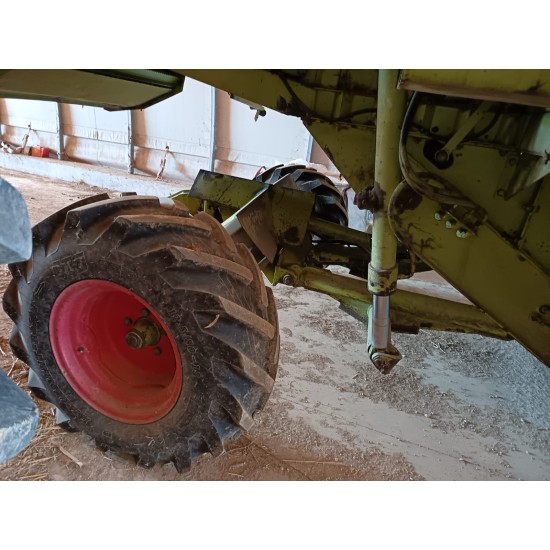 MIETITREBBIA CLAAS 98 SL