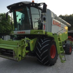 MIETITREBBIA CLAAS LEXION 570 MONTANA