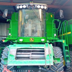 MIETITREBBIA JOHN DEERE T 560 HILLAMSTER