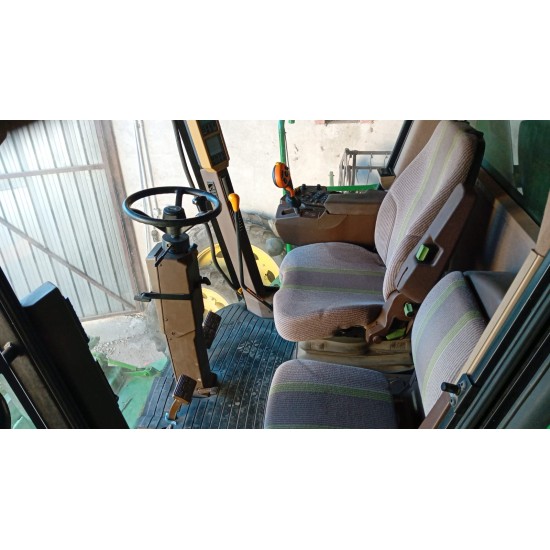 MIETITREBBIA JOHN DEERE T 560 HILLAMSTER