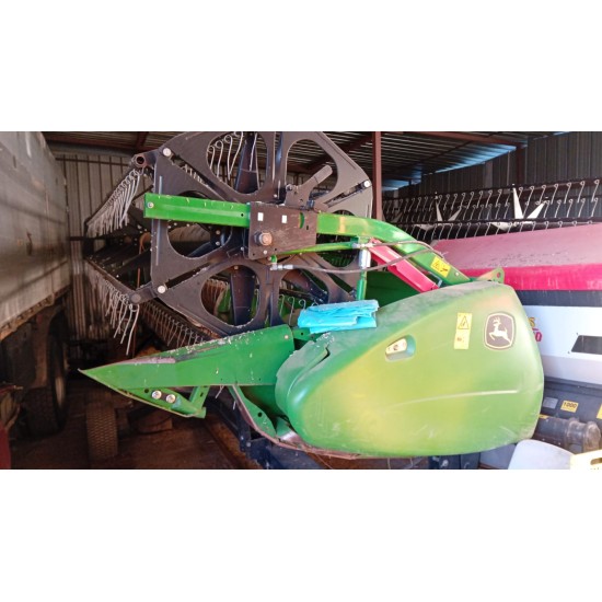 MIETITREBBIA JOHN DEERE T 560 HILLAMSTER