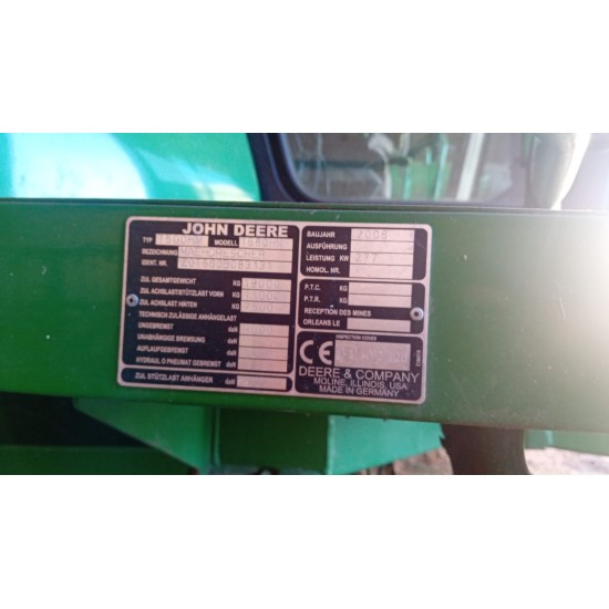 MIETITREBBIA JOHN DEERE T 560 HILLAMSTER