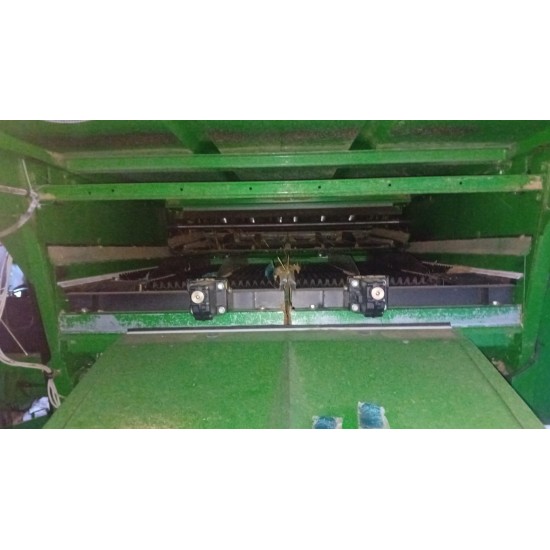 MIETITREBBIA JOHN DEERE T 560 HILLAMSTER