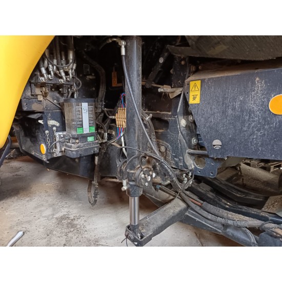 MIETITREBBIA NEW HOLLAND CX 5.90