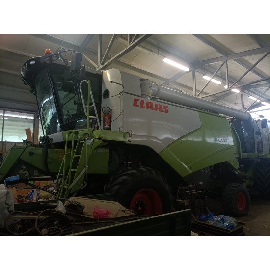 MIETITREBBIA CLAAS TUCANO 43O MONTANA 4