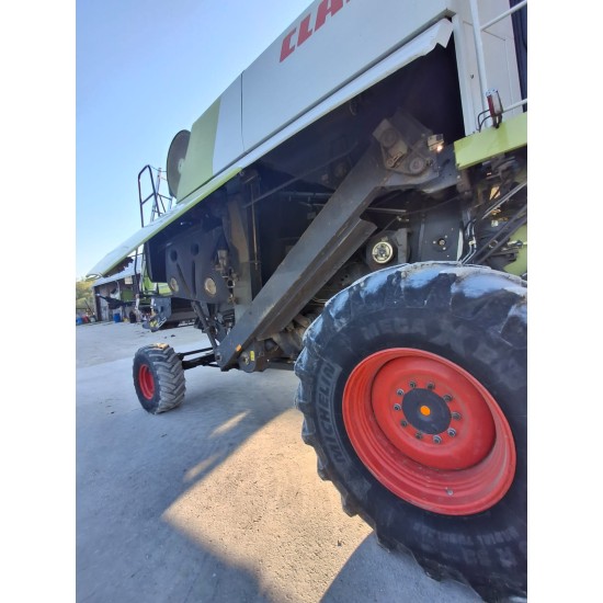 MIETITREBBIA CLAAS TUCANO 430 MONTANA 4 (LARGA)