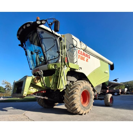 MIETITREBBIA CLAAS TUCANO 430 MONTANA 4 (STRETTA)