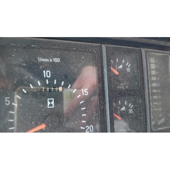 MIETITREBBIA CLAAS 198 H