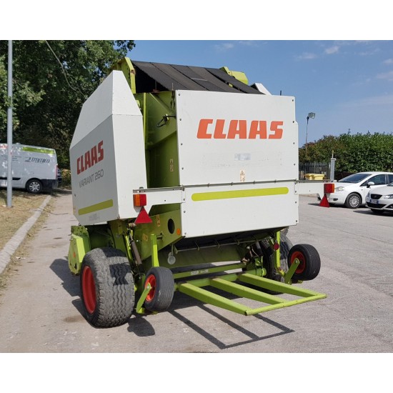 ROTOPRESSA CLAAS VARIANT 260 RF