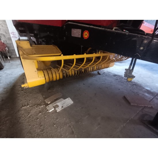 PRESSA QUADRA NEW HOLLAND BB 920