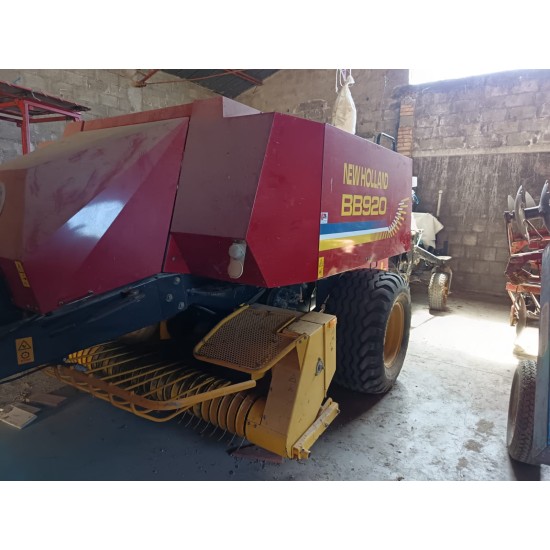 PRESSA QUADRA NEW HOLLAND BB 920