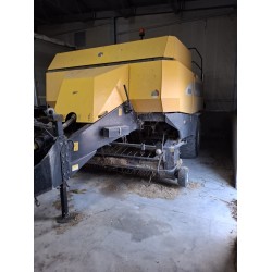 PRESSA QUADRA NEW HOLLAND BB 960 A - TANDEM