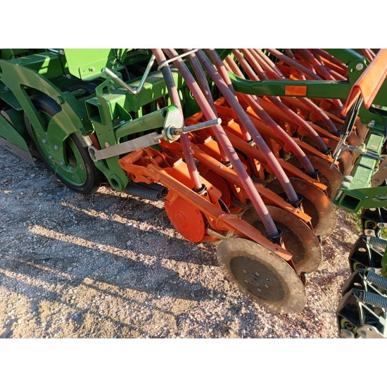 SEMINATRICE COMBINATA AMAZONE KG 3000 SUPER + SEMINATRICE AMAZONE AD-P 3000 R