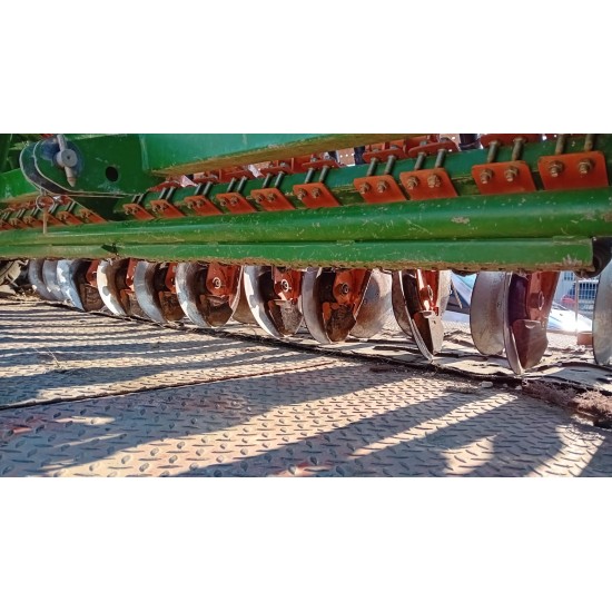 SEMINATRICE COMBINATA AMAZONE KE 3002 + SEMINATRICE AMAZONE D9 3000 SPECIAL