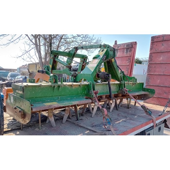 SEMINATRICE COMBINATA AMAZONE KE 3002 + SEMINATRICE AMAZONE D9 3000 SPECIAL