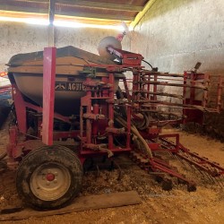 SEMINATRICE AGUIRRE BOTA BS 400