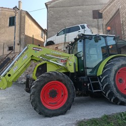 CLAAS AXOS 340 C + CARICATORE FRONTALE ANGELONI ENERGY 205