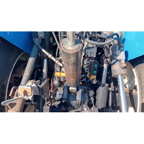NEW HOLLAND T 7060 DT____ TRATTORE 