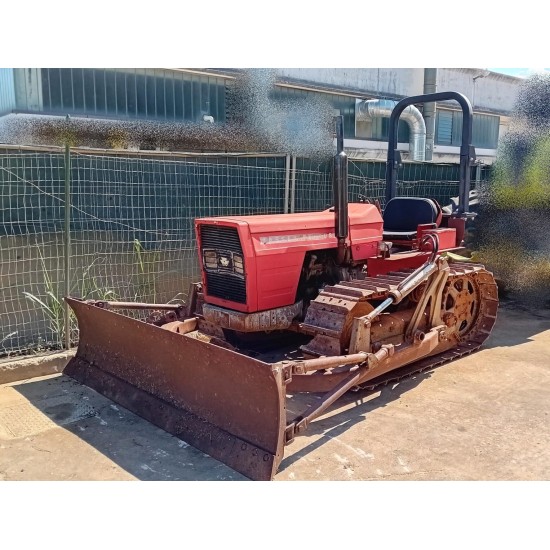 MASSEY FERGUSON 154 C   ____  TRATTORE CINGOLATO