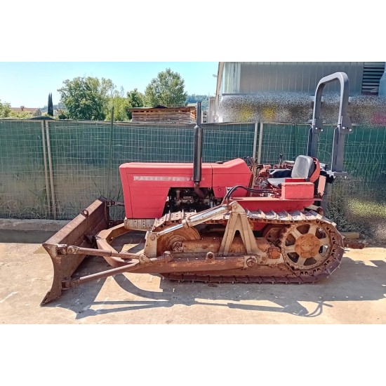 MASSEY FERGUSON 154 C   ____  TRATTORE CINGOLATO