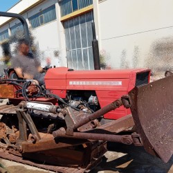 MASSEY FERGUSON 154 C   ____  TRATTORE CINGOLATO