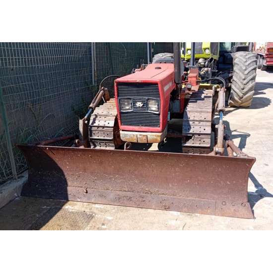 MASSEY FERGUSON 154 C   ____  TRATTORE CINGOLATO