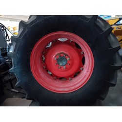 n.4 GOMME MITAS_ 480 / 70 R 30  + 320 / 70 R 24 + CERCHI