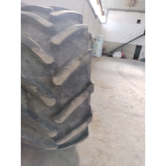 COPPIA GOMME TRELLEBORG _ 650 / 75 R 32 