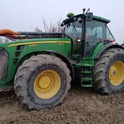 JOHN DEERE 8230 DT____TRATTORE GOMMATO