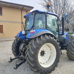 NEW HOLLAND T5. 95 DT____ TRATTORE GOMMATO