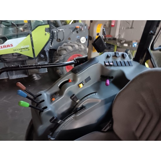 CLAAS NEXOS 240 F DT  ___ TRATTORE FRUTTETO