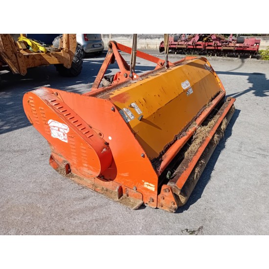 TRINCIATUTTO MASCHIO CHIARA 230