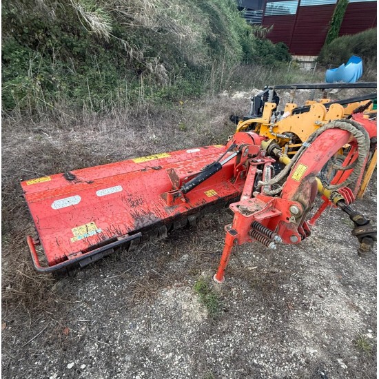 TRINCIA ARGINI MASCHIO GIRAFFONA 250