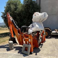 RETROESCAVATORE POST. TIFERMEC DIG 85 BA