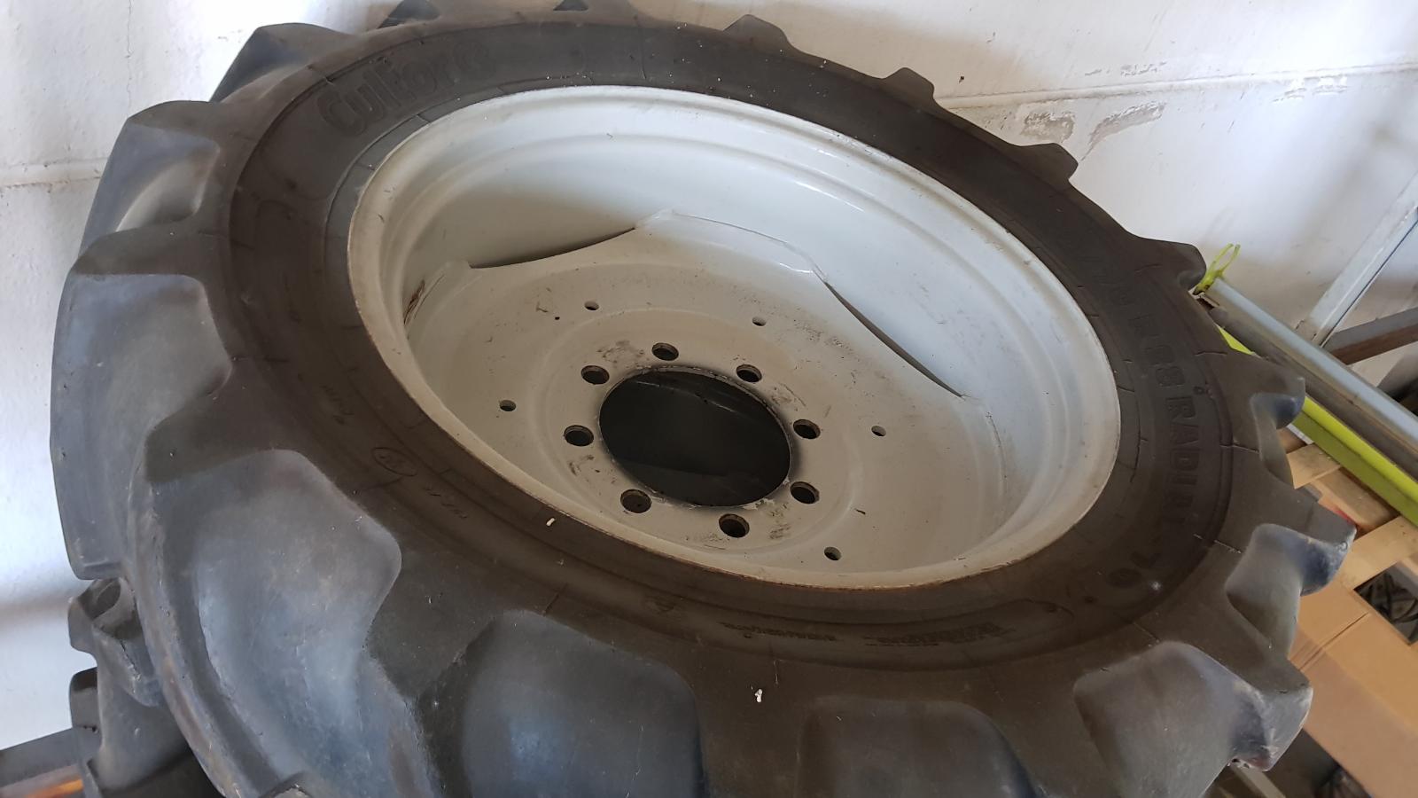 Fornitura Pneumatici Agricoli E Cerchi Su Misura Piemonte | Pneumatici DM - Foto 11