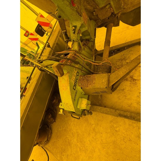 FALCIATRICE CLAAS DISCO 3600 CONTOUR