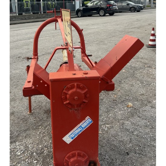 SCAVAFOSSI FRATERNALI